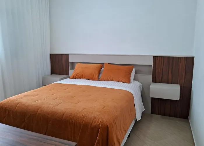 Apto Residencial Monte Carlo Em Sao Roque 01