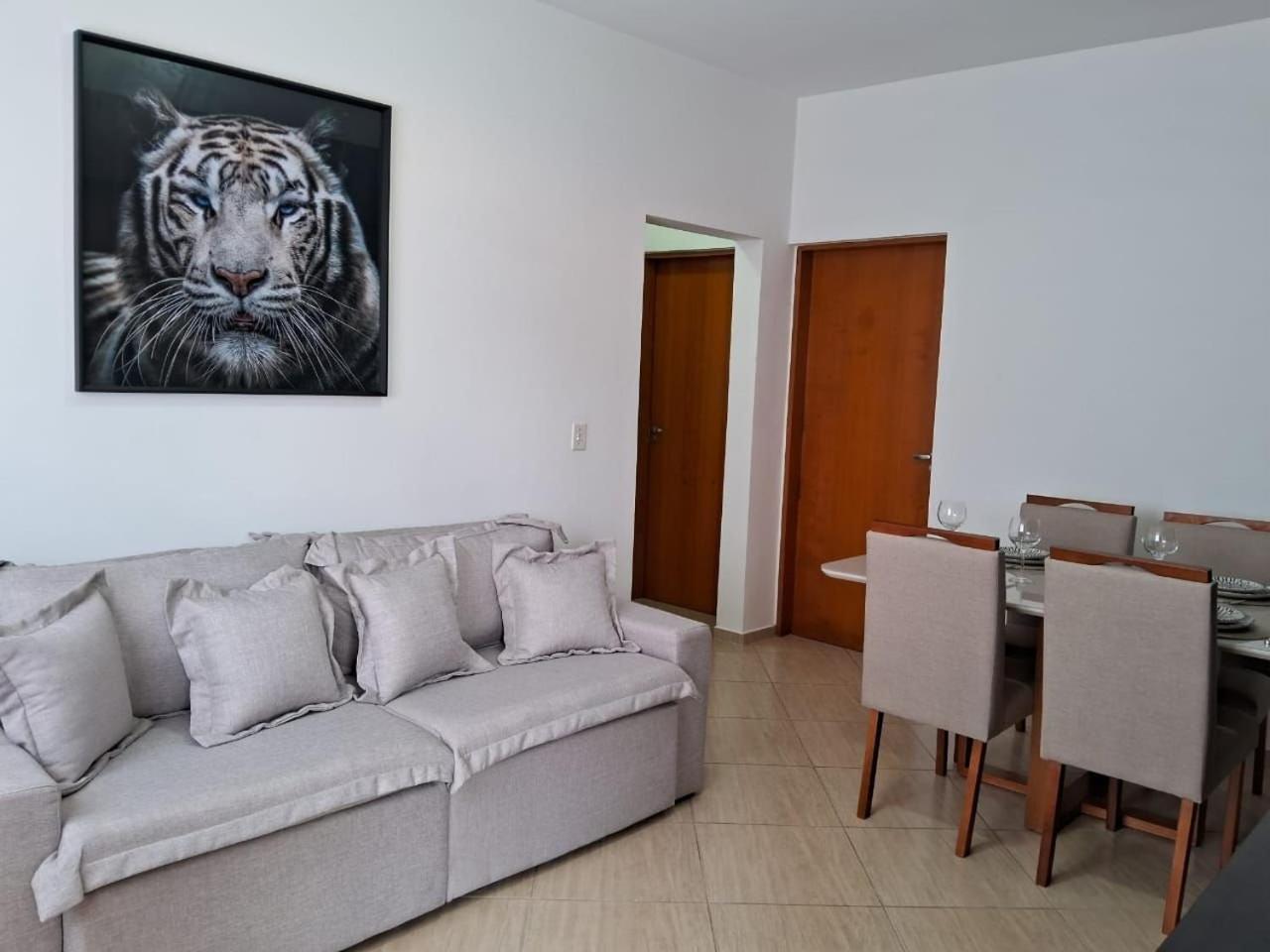 Apto Residencial Monte Carlo Em 01